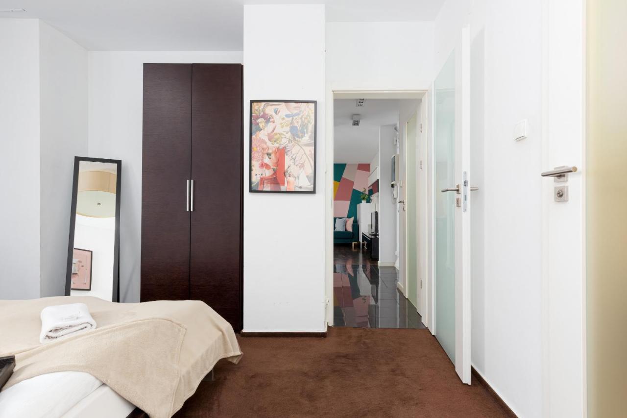 Residence on Wspólna Str. Apartment Warsaw by Renters Exterior foto